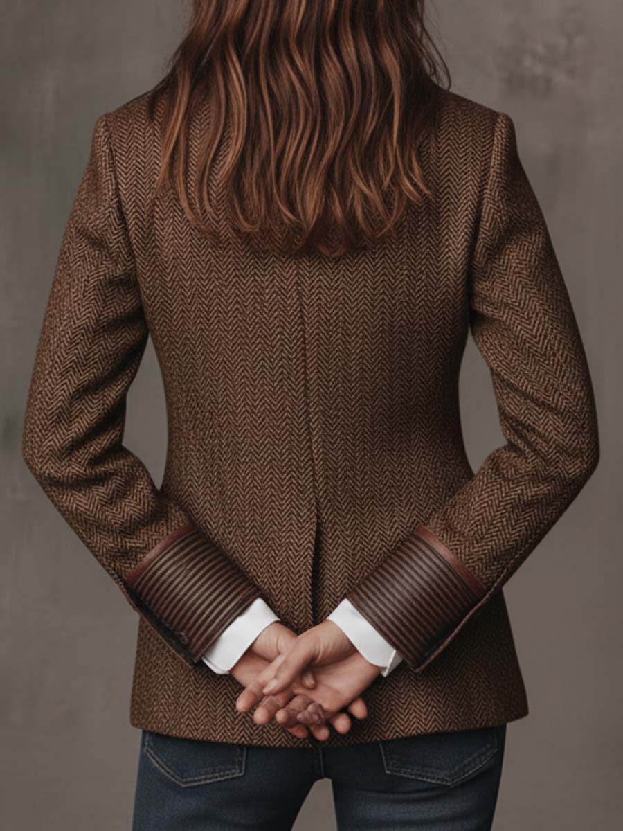 Mercedes | Blazer de espiga con detalles estampados - LolaLenz™