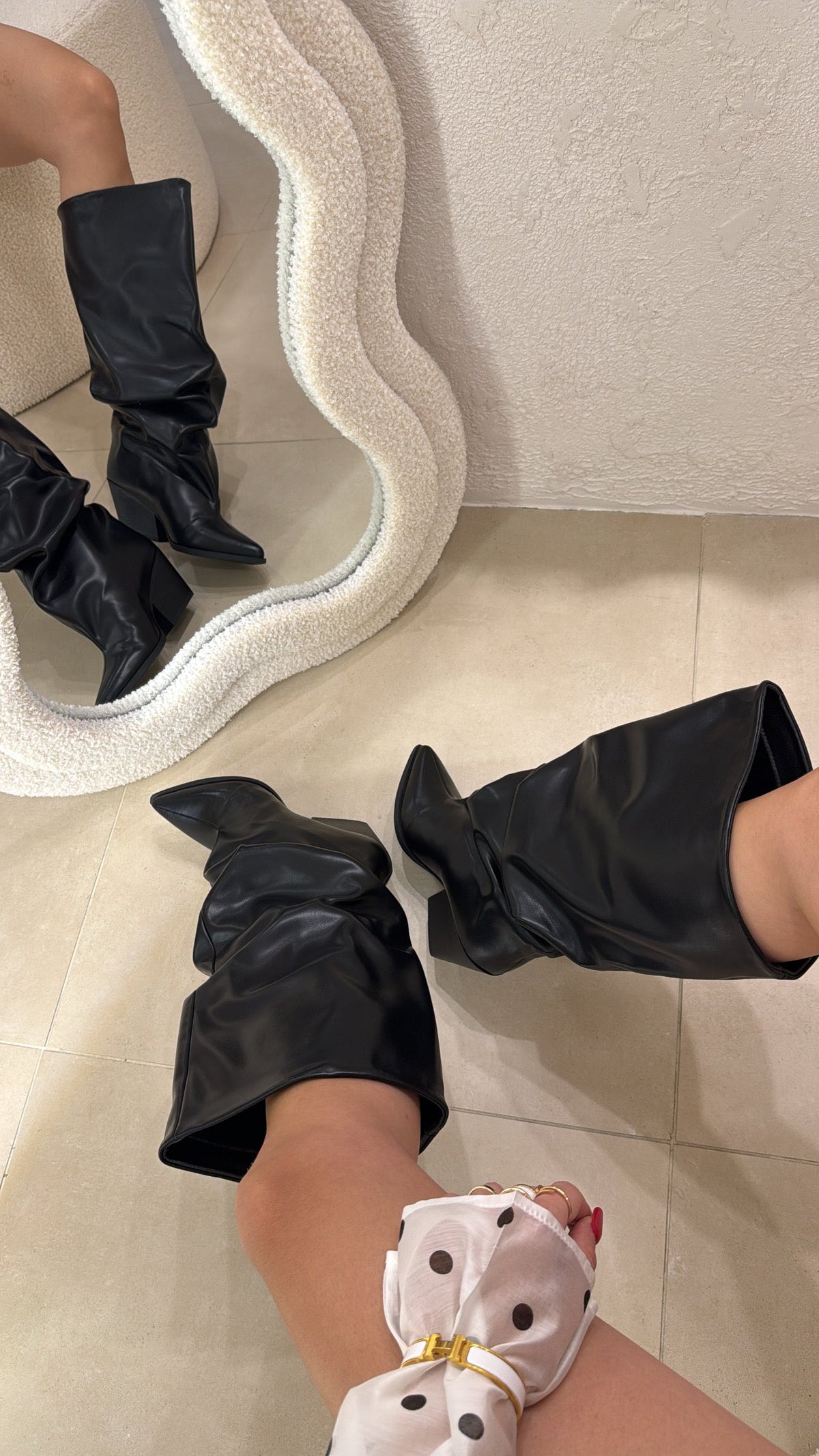Martina | Botas camperas negras - LolaLenz™