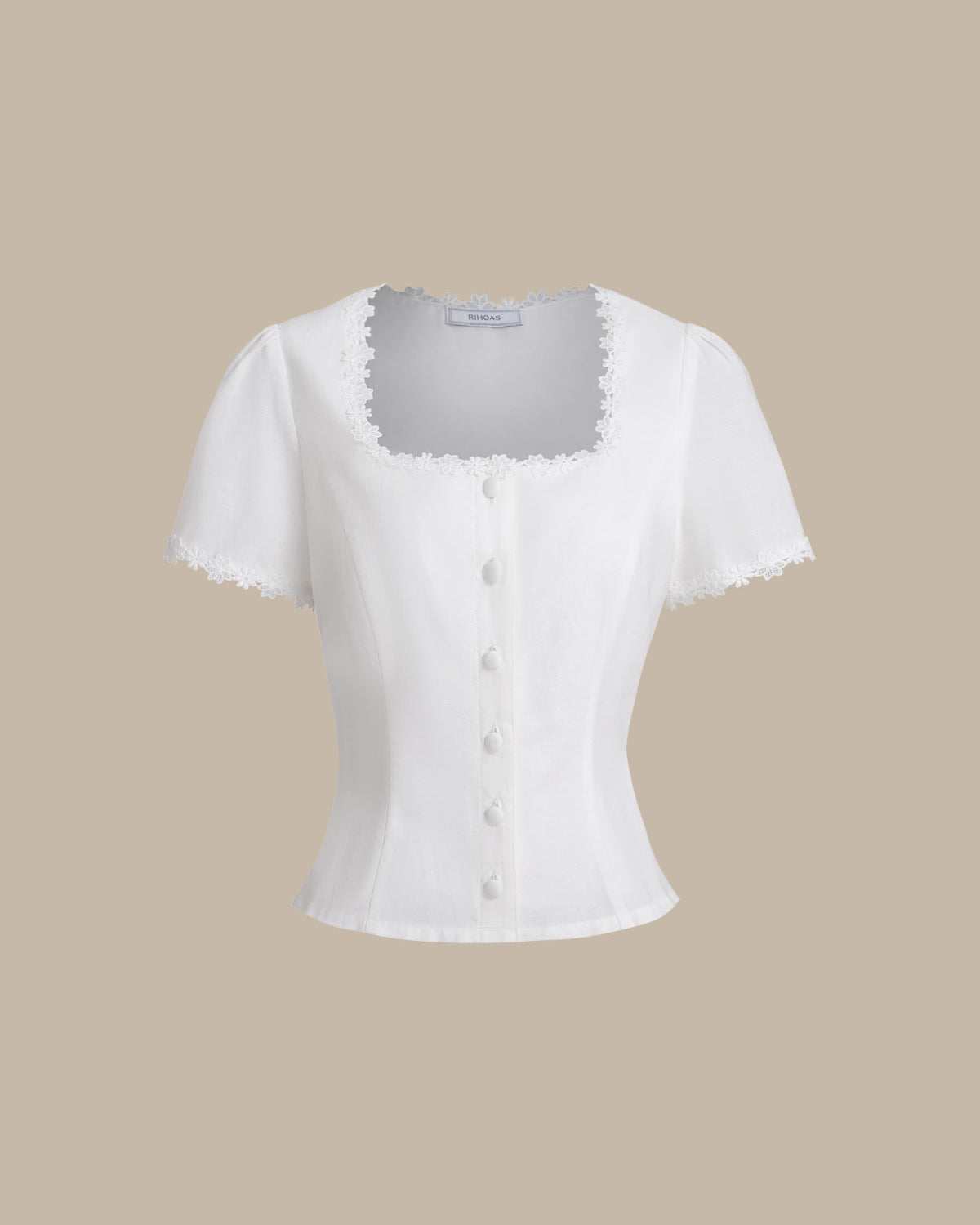Lucía | Blusa blanca de encaje con escote cuadrado - LolaLenz™