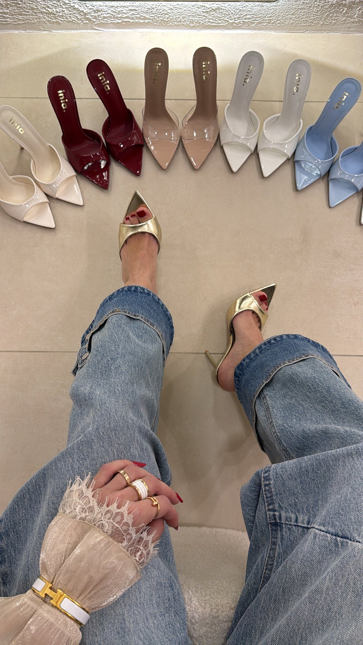 Dalia | Mules dorados en punta - LolaLenz™