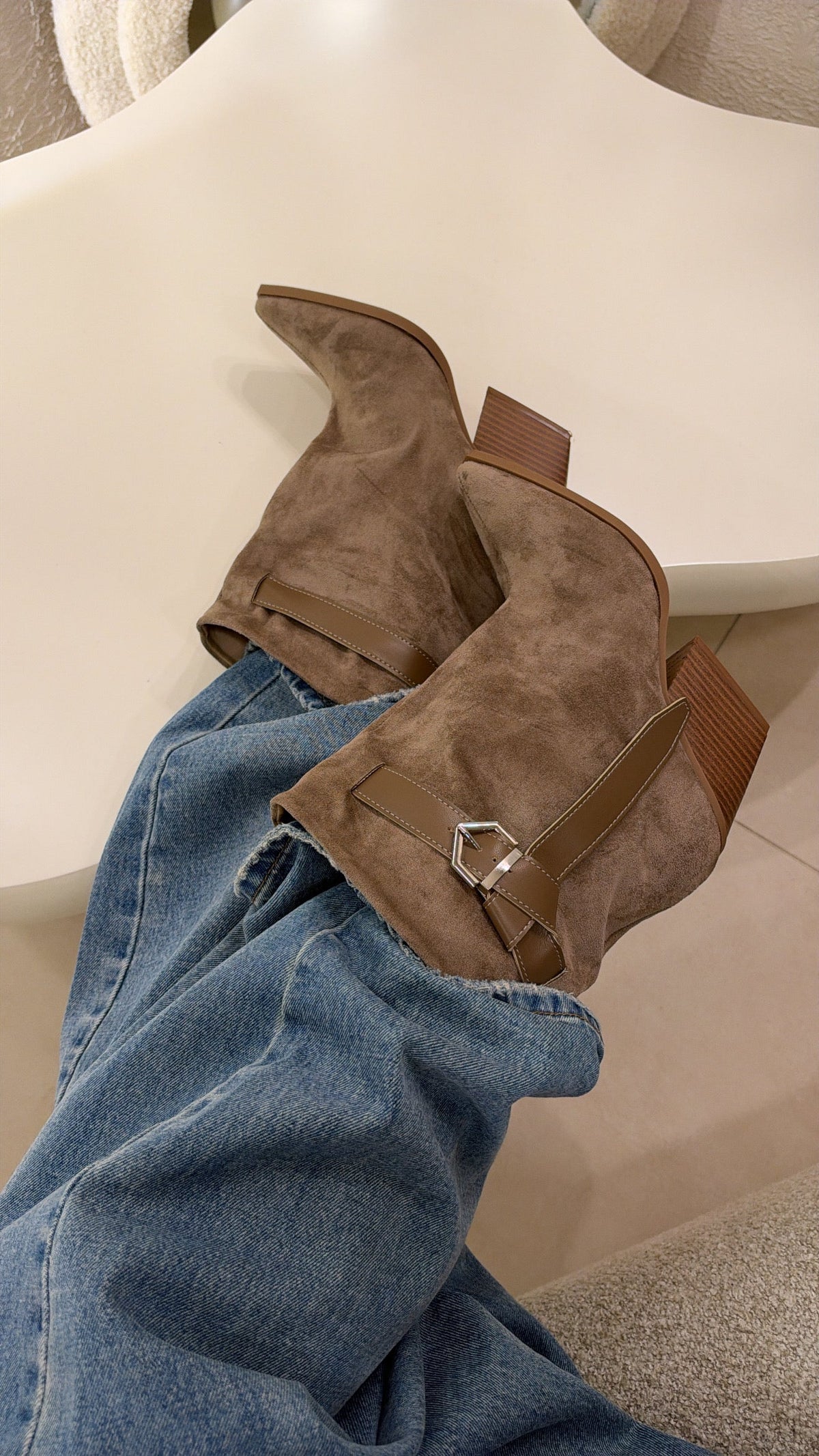 Chiara | Botines con hebilla caqui - LolaLenz™
