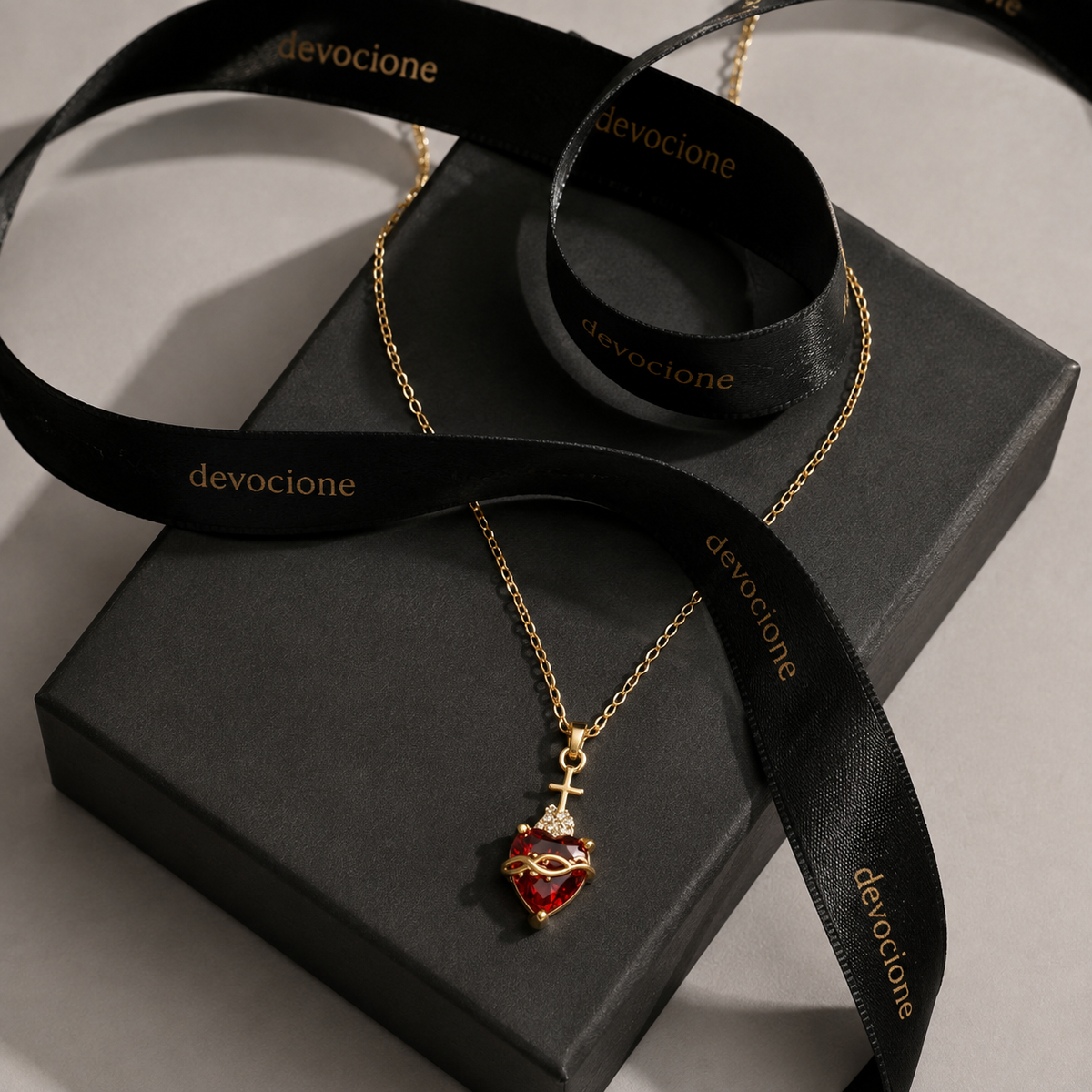 Collar Sagrado Corazón de Jesús - LolaLenz™