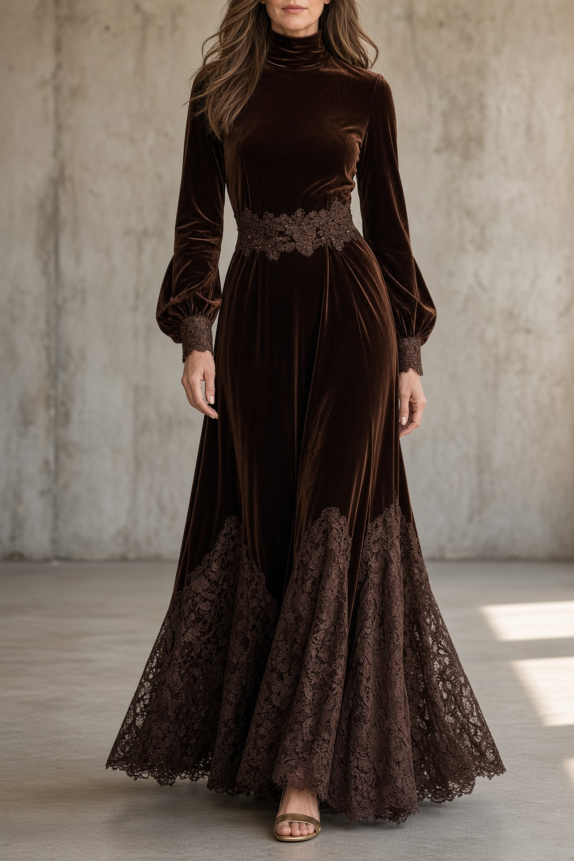 Verona | Vestido maxi de terciopelo con encaje - LolaLenz™