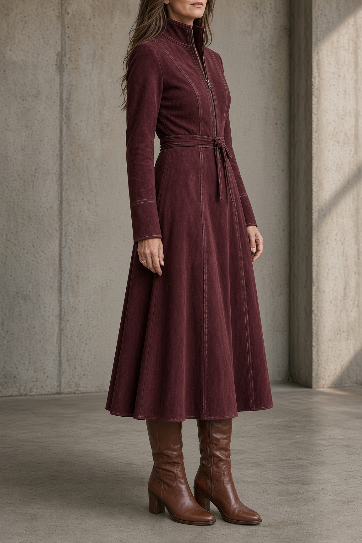 Praga | Vestido vintage con cinturón y cuello alto - LolaLenz™